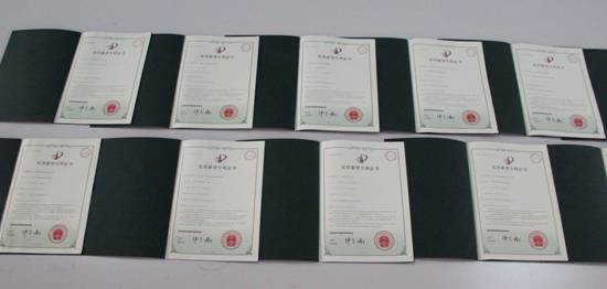 紫電公司堅(jiān)持技術(shù)創(chuàng)新 今年喜獲12項(xiàng)國(guó)家專利 紫電公司堅(jiān)持技術(shù)創(chuàng)新 今年喜獲12項(xiàng)國(guó)家專利