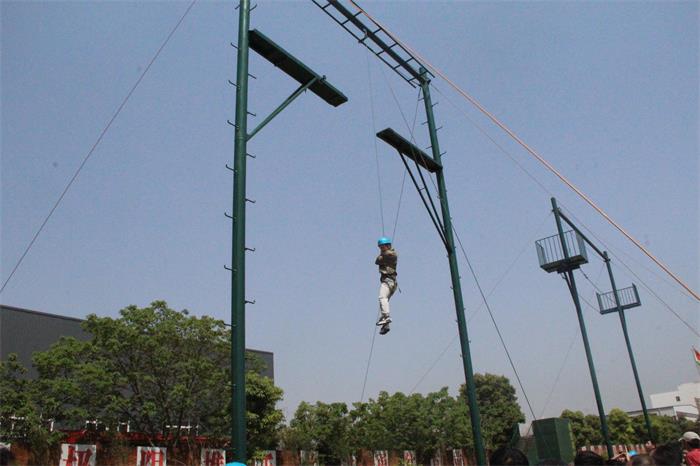 紫電因我而精彩 —紫電公司“5.4”青年員工拓展活動(dòng) 紫電因我而精彩 —紫電公司“5.4”青年員工拓展活動(dòng)